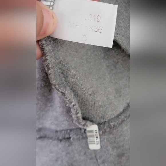 Peter Millar 100 cotton gray Men's pullover sweater size Medium . - Picture 9 of 13